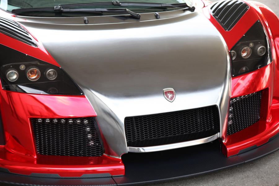 Детали экстерьера Gumpert Apollo S Ironcar by 2M Designs 2014 года  (фото 2 из 25)